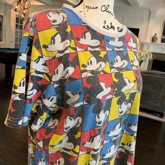 🆕LF FURST OF A KIND || Vintage Mickey Mouse Tee - Picture 5 of 8